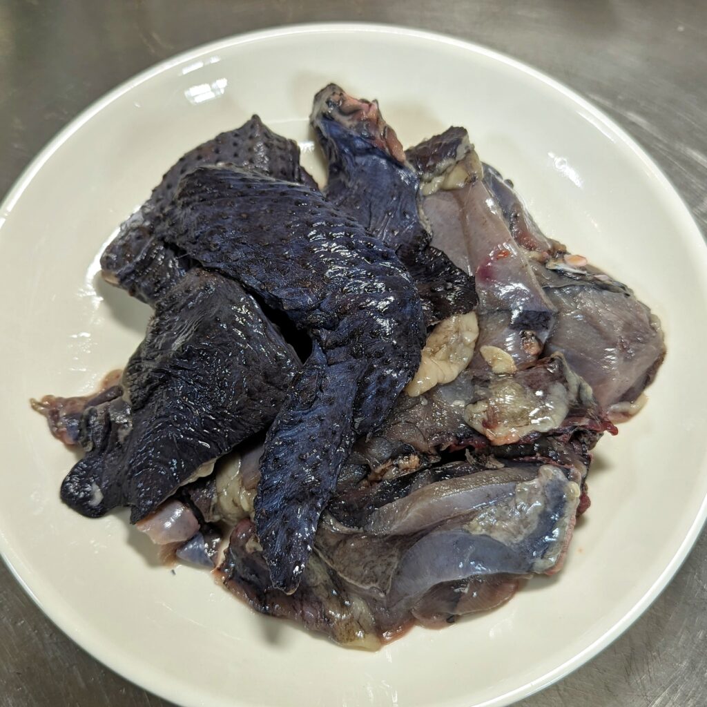 宅配美食開箱｜Kawa巧活食品 健康美味的無憂饗宴。秋天進補 – 懶人食譜交給你，蒜頭蛤蠣燉雞湯、雞湯火鍋
