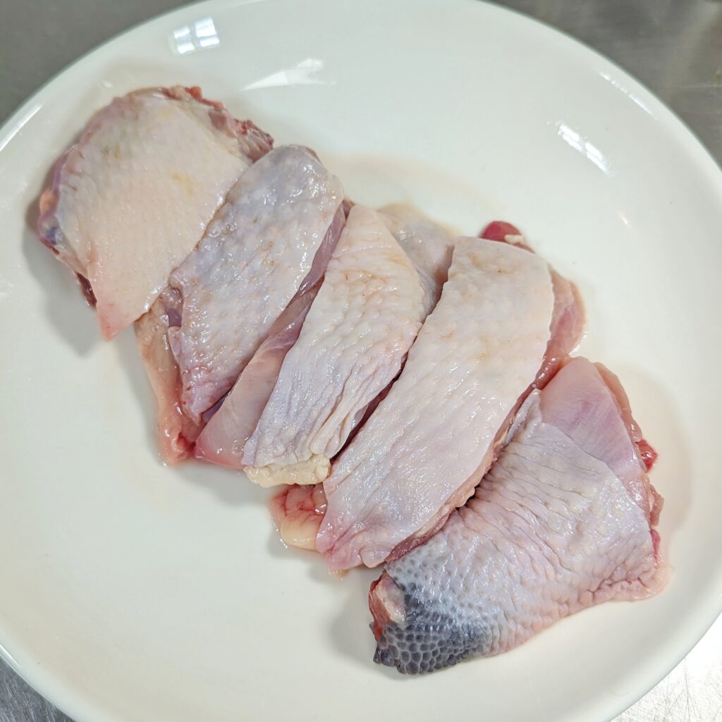 宅配美食開箱｜Kawa巧活食品 健康美味的無憂饗宴。秋天進補 – 懶人食譜交給你，蒜頭蛤蠣燉雞湯、雞湯火鍋