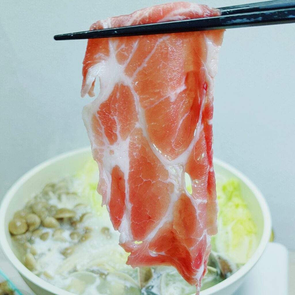 宅配美食開箱｜Kawa巧活食品 健康美味的無憂饗宴。秋天進補 – 懶人食譜交給你，蒜頭蛤蠣燉雞湯、雞湯火鍋