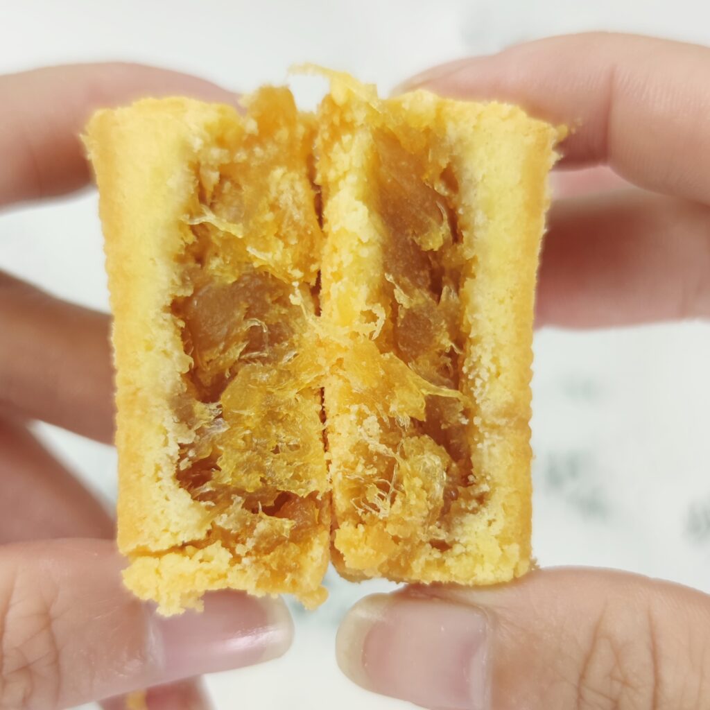 禮盒美食開箱｜家御滬曉月餅大團圓禮盒：中秋美味禮盒分享，烏豆沙蛋黃酥、金沙月圓酥、豆蓉蛋黃酥、低糖土鳳梨酥-美味開箱