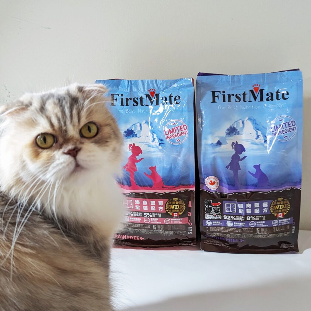 貓飼料開箱｜第一饗宴評價：WDJ推薦平價加拿大飼料，貓咪無穀飼料推薦，挑嘴貓也愛吃的飼料