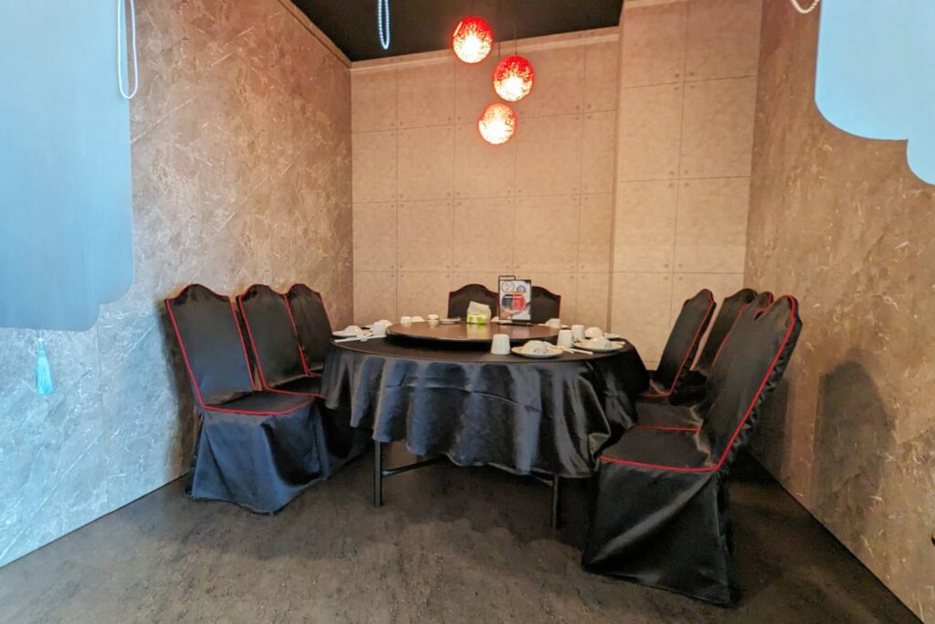 台南旅遊｜LA時尚川菜(安平店)－新式料理創意食尚川菜，獨立包廂，台南美食推薦，創意烤鴨四吃驚豔全場-台南尾牙餐廳