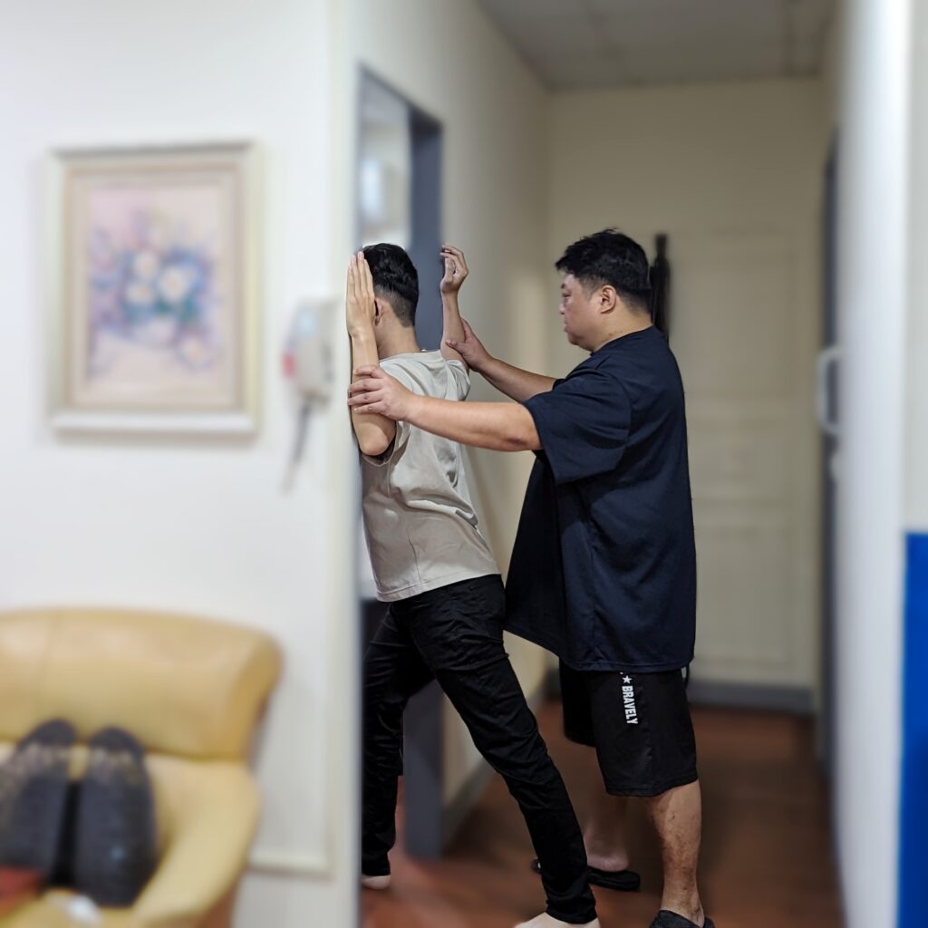 推拿體驗｜新莊輔大-元氣舒活 專業的運動按摩與肌筋膜放鬆，身體硬的像石頭，來這邊效果超顯著，久坐上族、運動員、重訓都適用