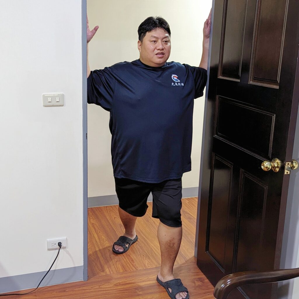 推拿體驗｜新莊輔大-元氣舒活 專業的運動按摩與肌筋膜放鬆，身體硬的像石頭，來這邊效果超顯著，久坐上族、運動員、重訓都適用