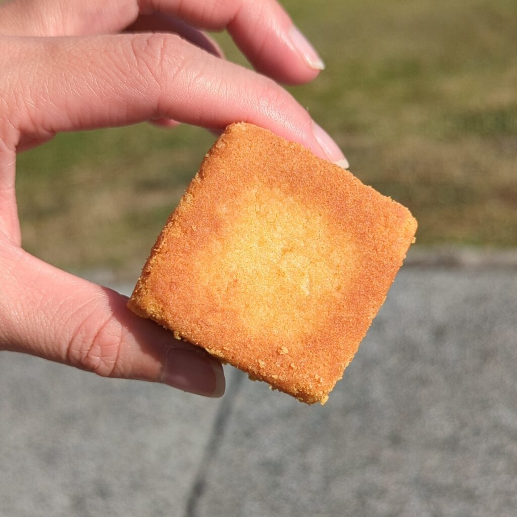 禮盒開箱｜花郁甜品屋的招財貓綜合鳳梨酥禮盒，蝦皮美食可宅配，減醣鳳梨酥推薦給你，台灣鳳梨酥，給國外朋友伴手禮