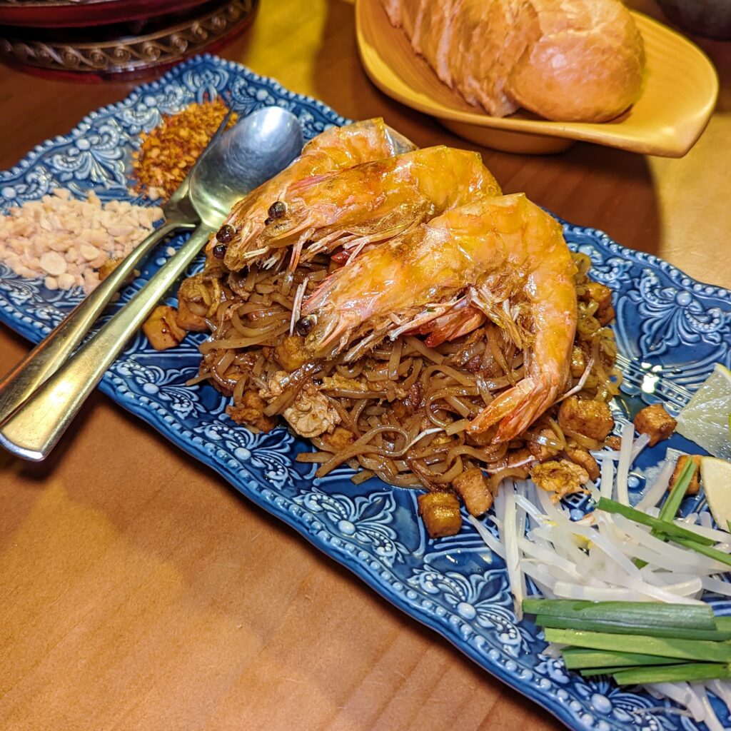 台北師大｜泰愛泰Thai loveThai-泰國料理與餐酒館完美結合，泰國風情與台灣口味完美結合，精緻好吃，聚餐超推薦（師大美食．捷運台電大樓站）