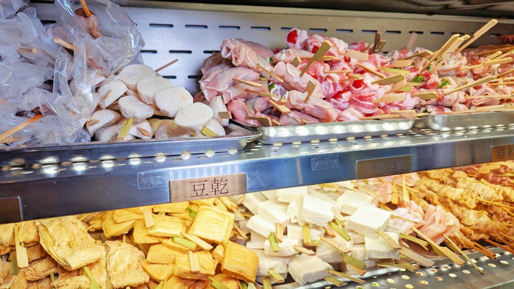 台北居酒屋｜東區高CP值 – 柒息地串燒居酒屋，最低一串只要19元，串燒、炸物任你挑，晚餐、宵夜、小酌任你吃，朋友聚會必推好去處