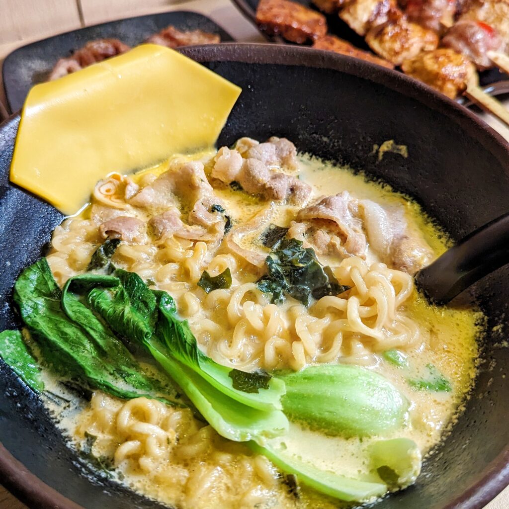 台北居酒屋｜東區高CP值 – 柒息地串燒居酒屋，最低一串只要19元，串燒、炸物任你挑，晚餐、宵夜、小酌任你吃，朋友聚會必推好去處