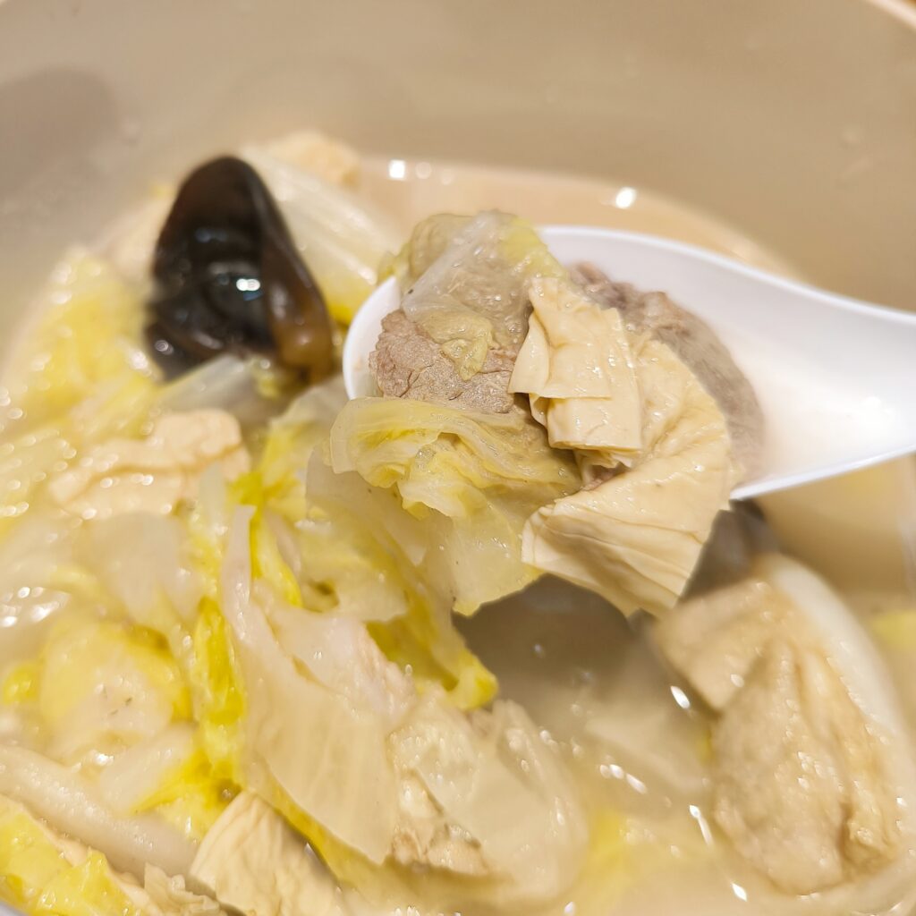 減醣日記｜小宅食袋 減醣湯品 ｜五分鐘快速上桌，飲食控制好夥伴，低卡低醣，180卡讓每一餐都很輕盈