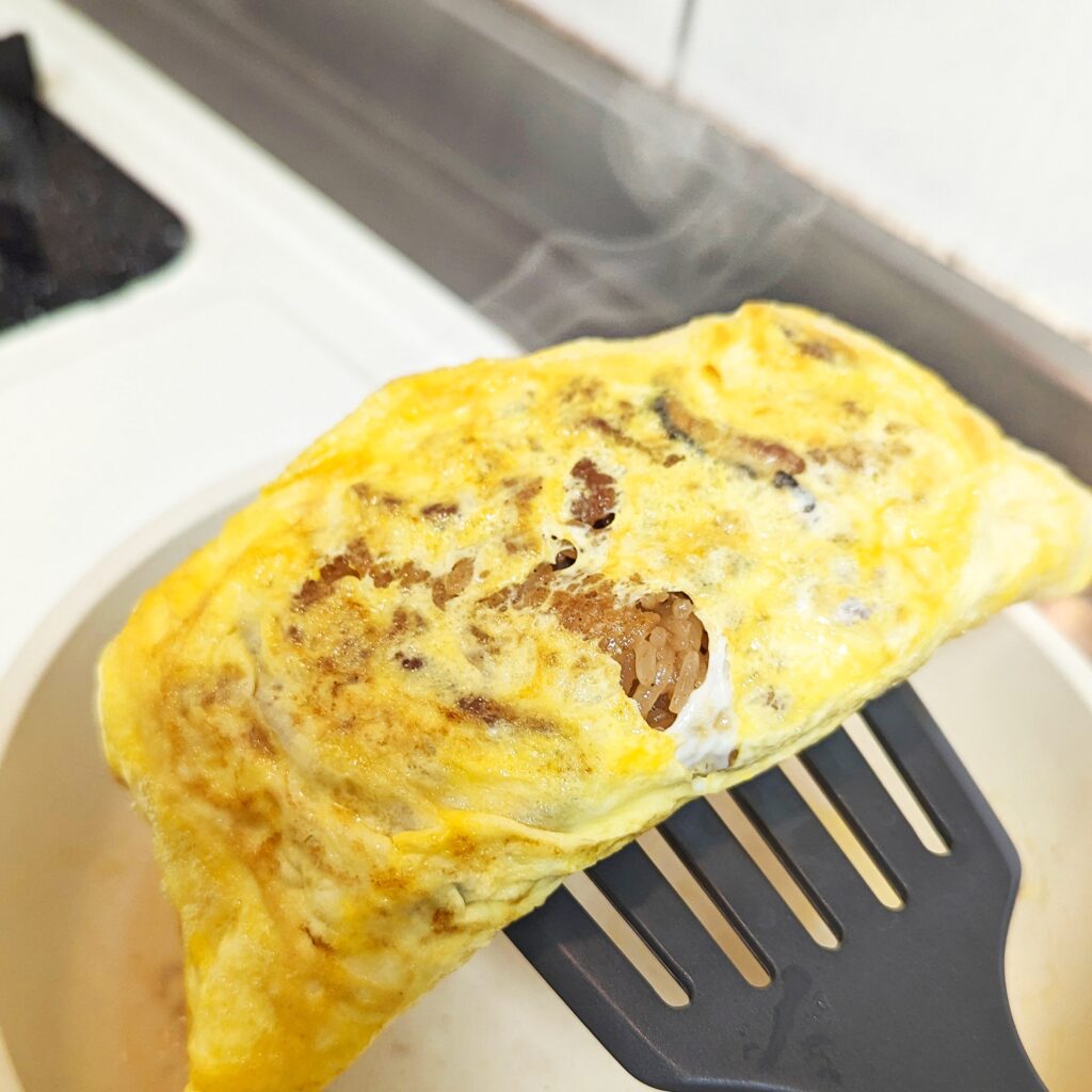 禮盒開箱｜彌月你吃過最好吃的油飯是什麼？開箱親親寶貝A禮盒－東興彌月油飯！台中在地３０年老牌油飯，真材實料又好吃