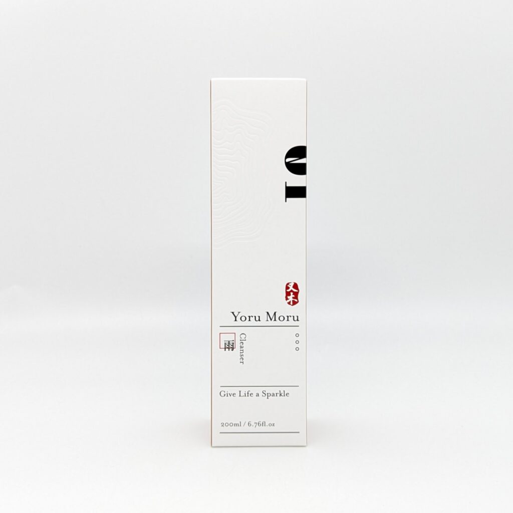 保養開箱｜又木保養品評價｜清爽型保養品分享，輕熟齡有感保濕的台灣品牌，又木系列3款(清淨潔膚露/純粹精華液/輕淡精華油)