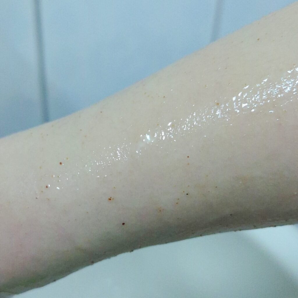 保養開箱｜莉蕾舒Laegis｜好好沐浴好好愛自己，給自己一場香味之旅。肌膚深層保養推薦（香氛沐浴膠、身體去角質膏、橙花與白麝香保濕身體乳）好聞沐浴膠開箱