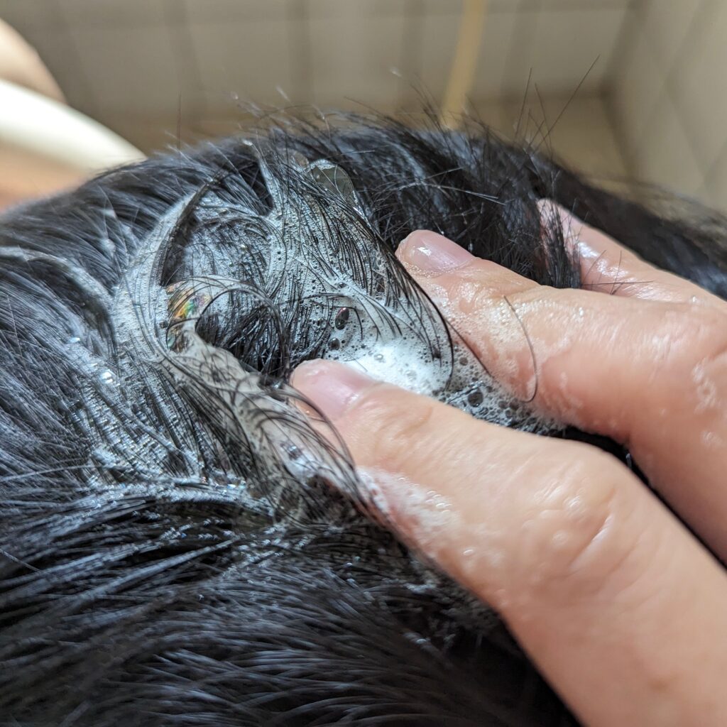 健康養髮體驗組開箱｜juliArt覺亞評價｜油頭必備洗髮組推薦分享，這款美髮SPA個人化專業頭皮養護推薦給你！
