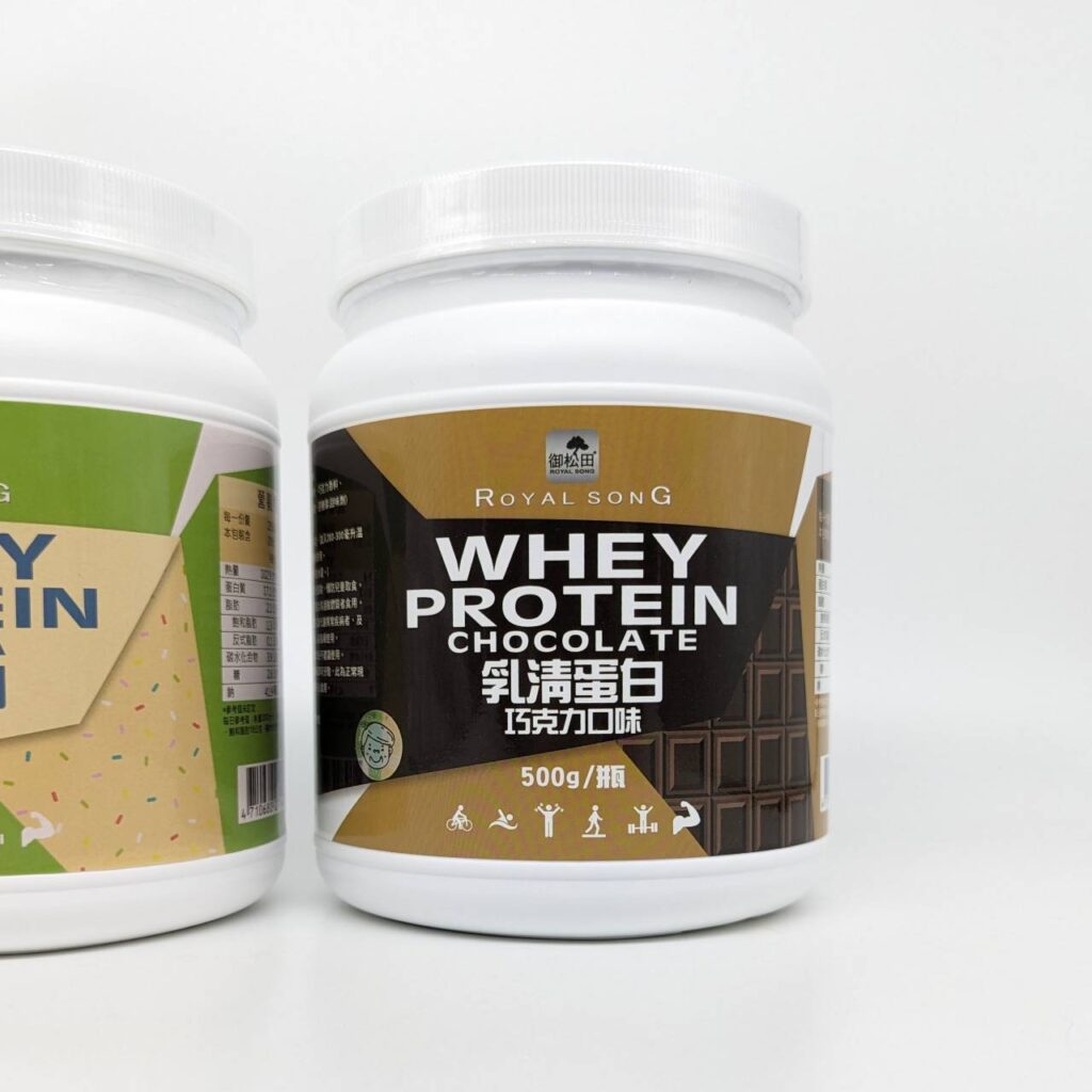 好喝乳清蛋白開箱｜御松田｜濃縮乳清蛋白巧克力口味&濃縮乳清蛋白香草口味&鳳梨酵素＋木瓜分解酵素。補充體力好幫手，運動增肌每天一杯，簡單擁有好體態。