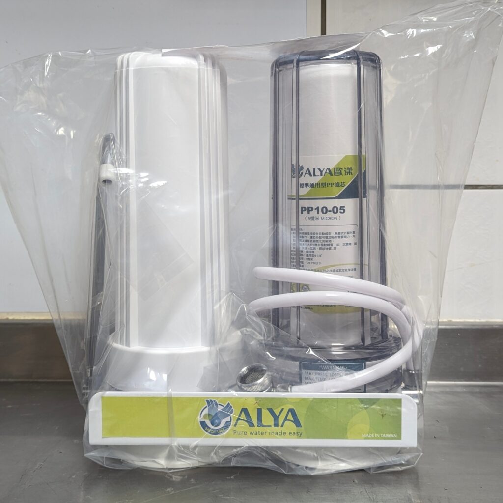 生活喝好水｜ALYA 歐漾｜桌上型雙道淨水器 濾水器｜小資族、出租族的好夥伴，免插電，即開即用，雙道過濾，除氯與水中雜質，健康用水好品質。