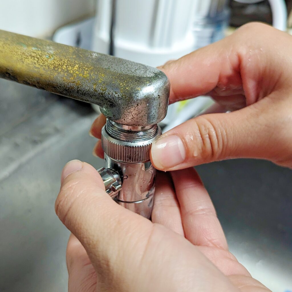 生活喝好水｜ALYA 歐漾｜桌上型雙道淨水器 濾水器｜小資族、出租族的好夥伴，免插電，即開即用，雙道過濾，除氯與水中雜質，健康用水好品質。