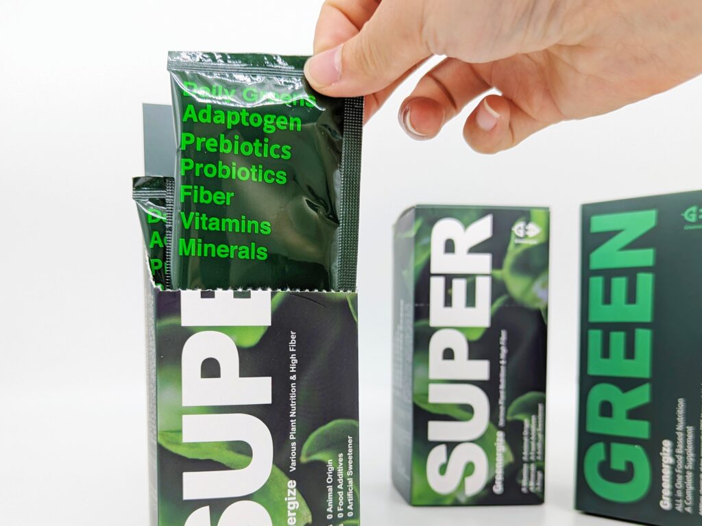 健康開箱｜Greenergize綠量評價｜Super Green超級食物，一包補足每日蔬果所需，隨身帶著走，忙碌上班族、學生族群的營養攝取好幫手！