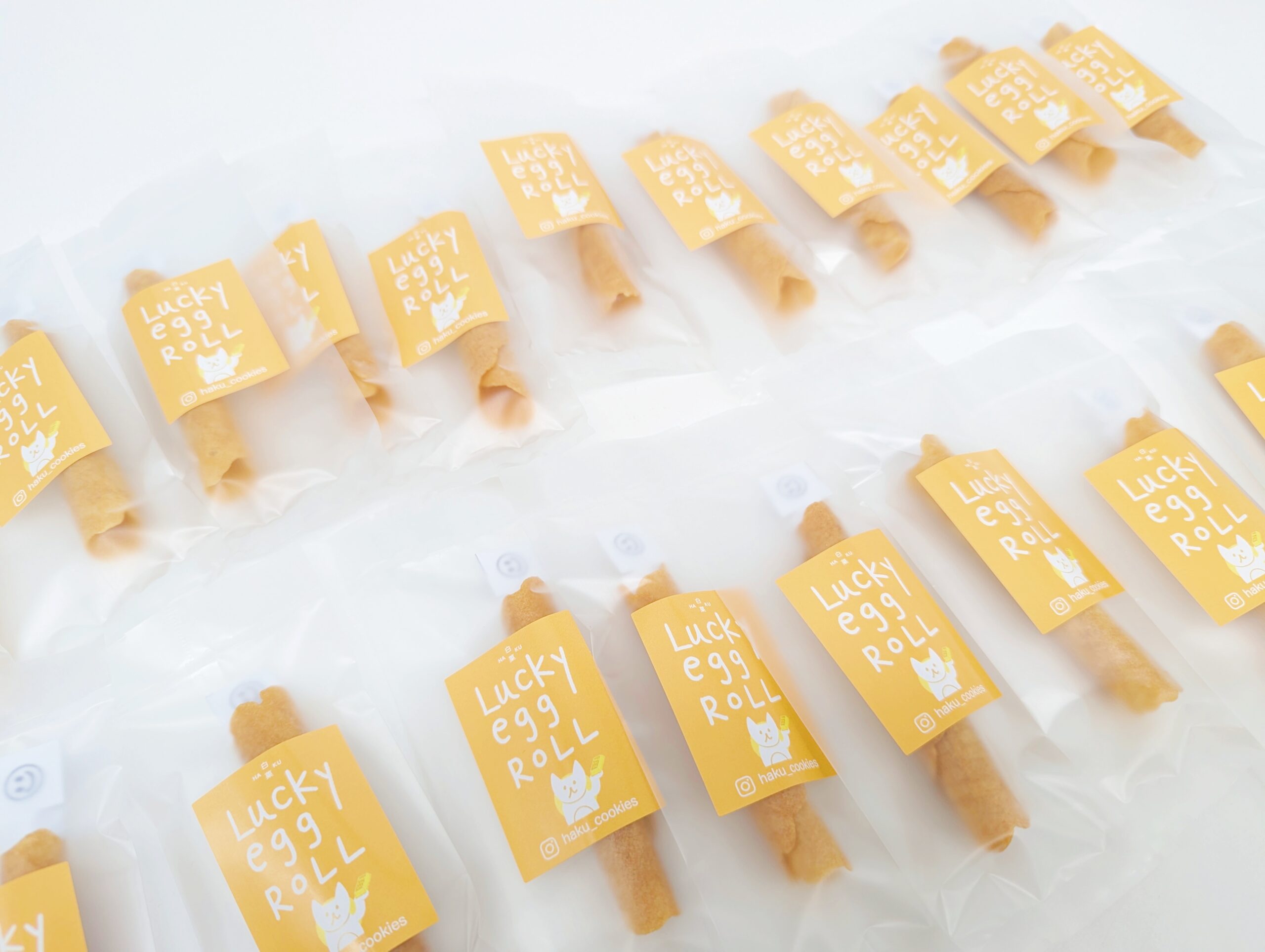 甜點開箱｜白菓HAKU｜純手工製作的小點心，手工製作棉花糖脆餅（棉花糖&海苔肉鬆）客製化幸運蛋捲，將幸運滿滿送給你喜歡的人！