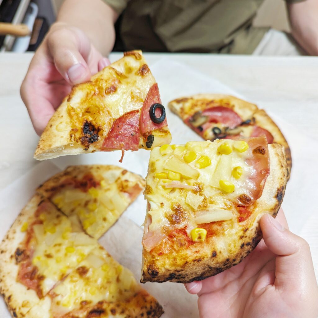 美味冷凍披薩開箱｜披薩時刻Pizza Times｜冷凍披薩品牌推薦，美味超簡單，在家也能享受薄皮Pizza，烤箱平底鍋加熱方式大公開