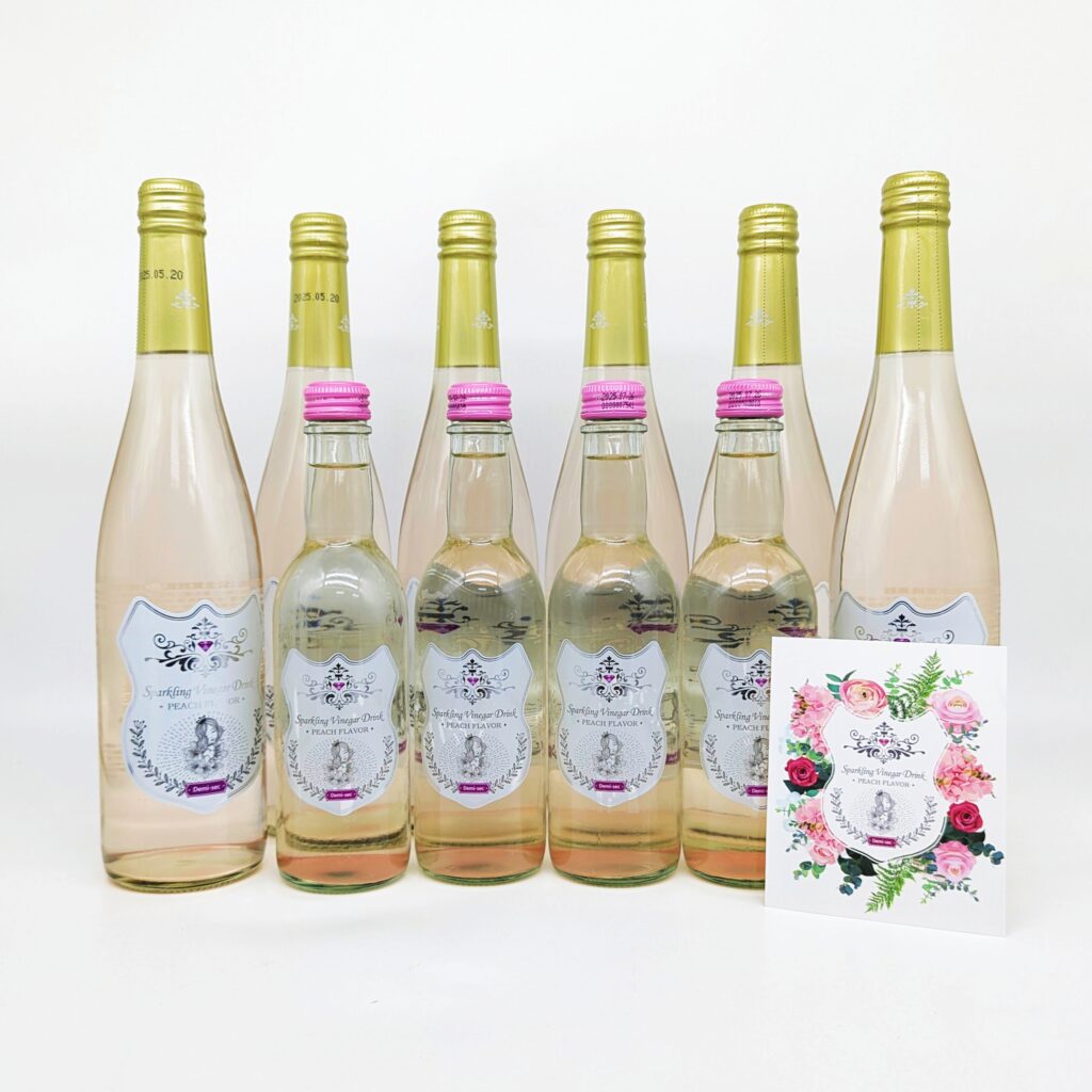 果醋氣泡飲推薦｜公主駕到｜ 野餐無酒精飲料推薦給你這款「氣泡水蜜桃果醋」來自寶島飲料，少女感、儀式感一次到位，既好喝又體面