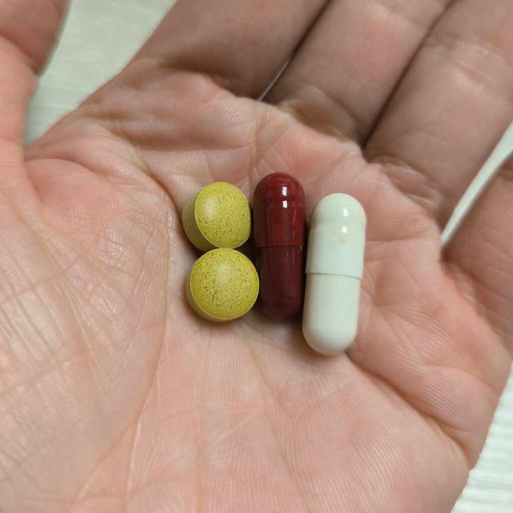 居家好物｜PillFree咕溜杯評價｜你也不喜歡吞藥的人嗎？還是小朋友正在度過學習吞藥的階段呢？這款吞藥神器推薦給你，讓你勇敢面對吃藥挑戰