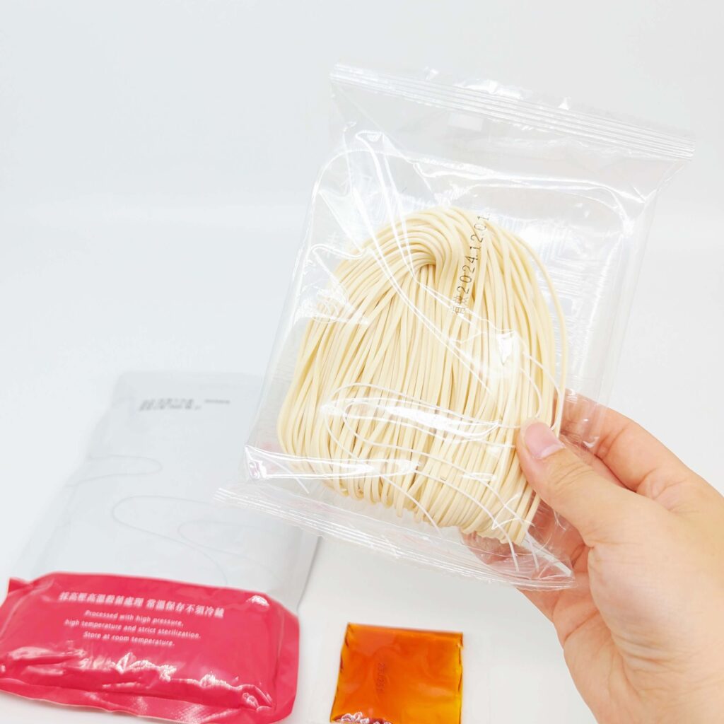 美味推薦｜初耘牛肉麵評價｜分享好吃牛肉麵調理包與QQ彈牙的乾拌麵(初拌麵) 開箱，讓在家也能吃到眷村料理好美味