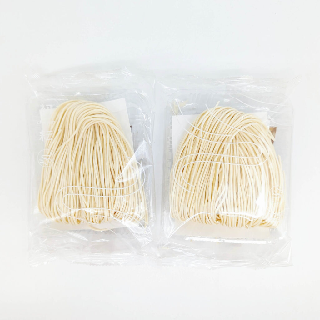 美味推薦｜初耘牛肉麵評價｜分享好吃牛肉麵調理包與QQ彈牙的乾拌麵(初拌麵) 開箱，讓在家也能吃到眷村料理好美味