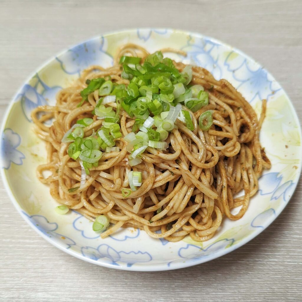 美味推薦｜初耘牛肉麵評價｜分享好吃牛肉麵調理包與QQ彈牙的乾拌麵(初拌麵) 開箱，讓在家也能吃到眷村料理好美味