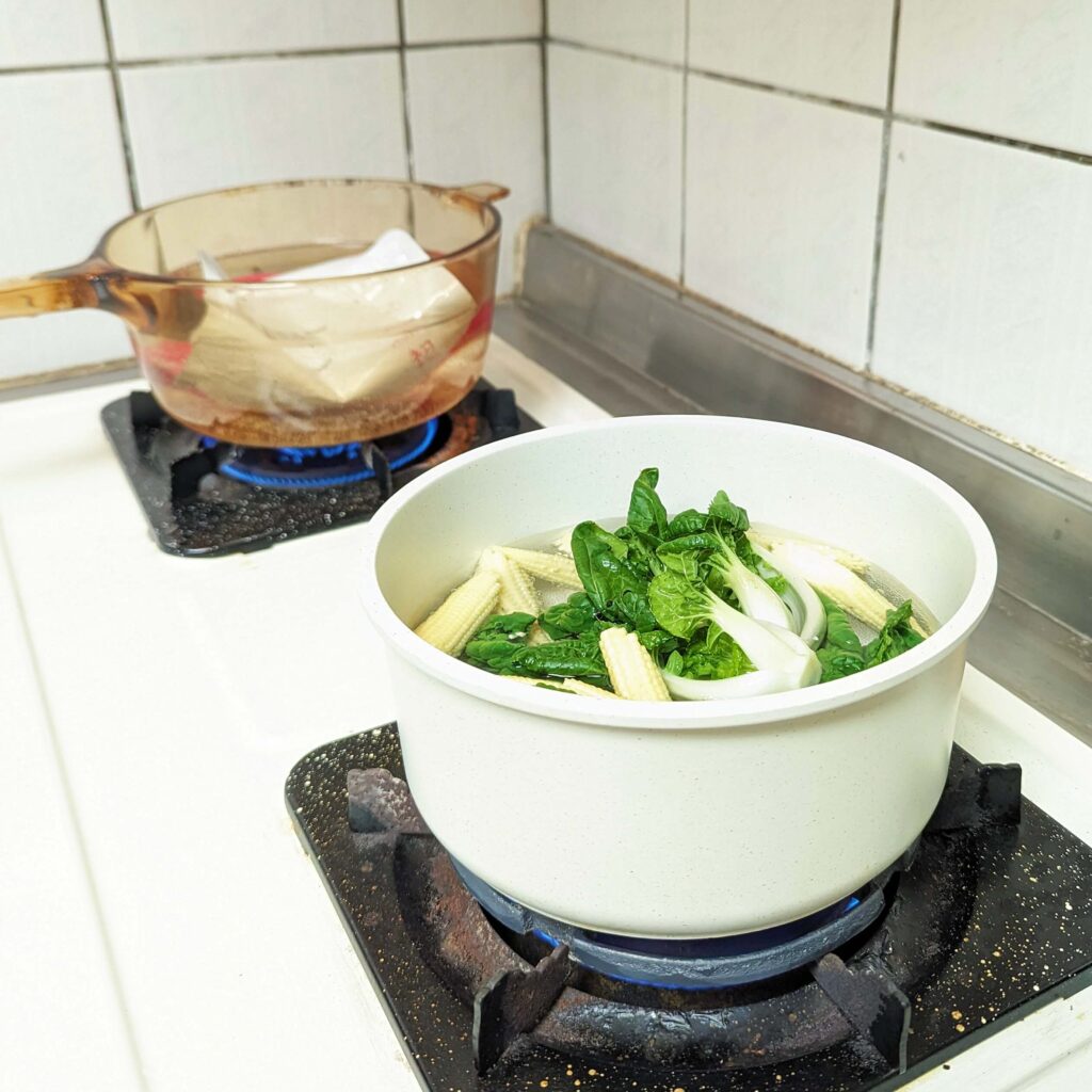 美味推薦｜初耘牛肉麵評價｜分享好吃牛肉麵調理包與QQ彈牙的乾拌麵(初拌麵) 開箱，讓在家也能吃到眷村料理好美味