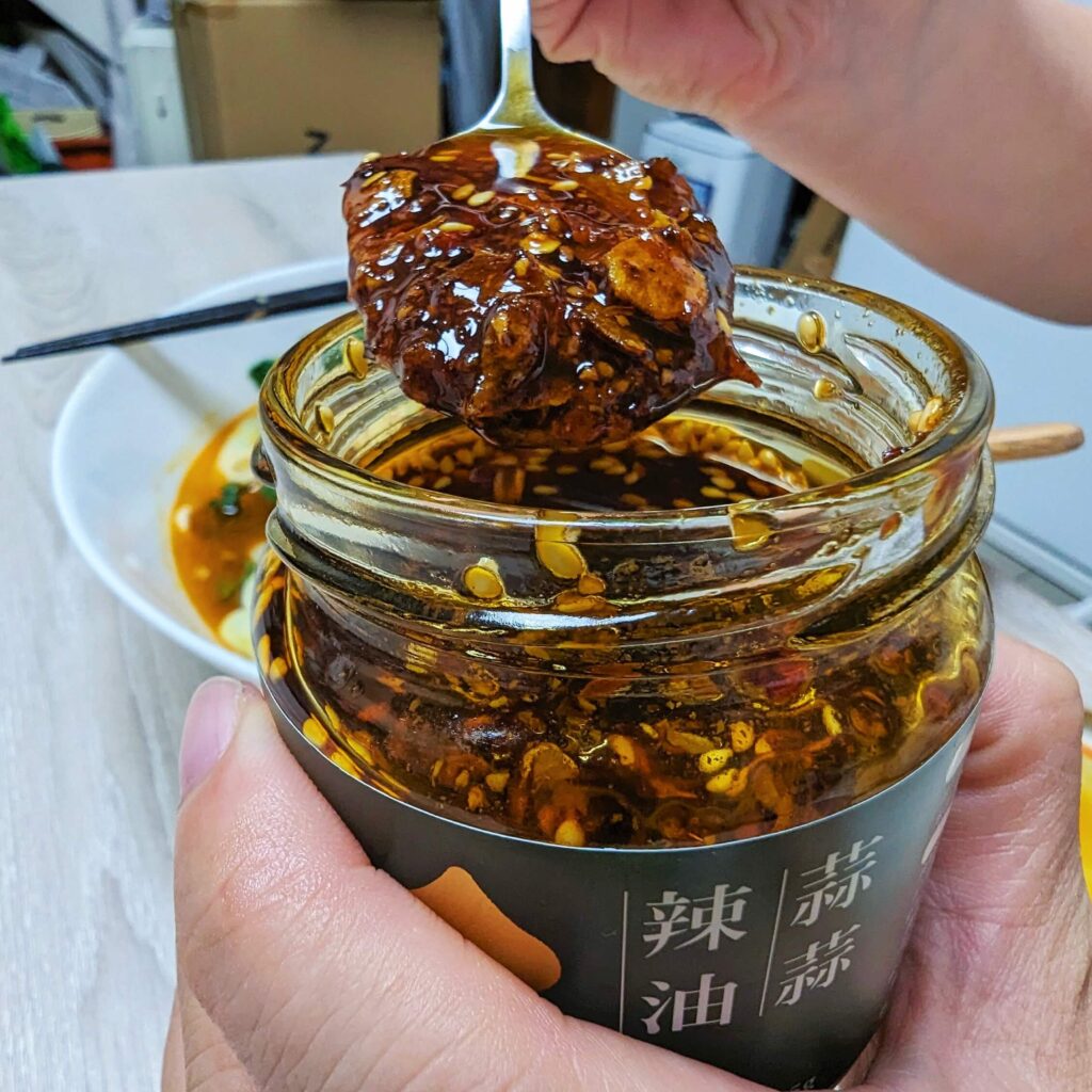 美味推薦｜初耘牛肉麵評價｜分享好吃牛肉麵調理包與QQ彈牙的乾拌麵(初拌麵) 開箱，讓在家也能吃到眷村料理好美味