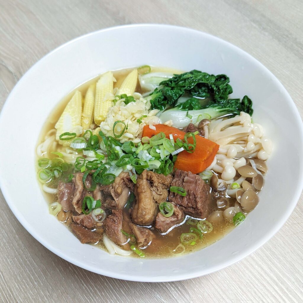 美味推薦｜初耘牛肉麵評價｜分享好吃牛肉麵調理包與QQ彈牙的乾拌麵(初拌麵) 開箱，讓在家也能吃到眷村料理好美味