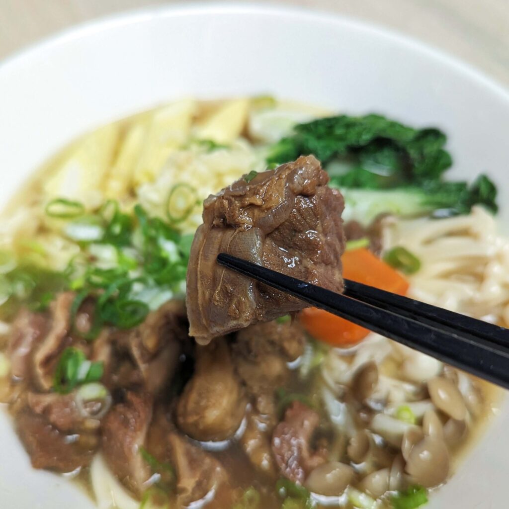 美味推薦｜初耘牛肉麵評價｜分享好吃牛肉麵調理包與QQ彈牙的乾拌麵(初拌麵) 開箱，讓在家也能吃到眷村料理好美味