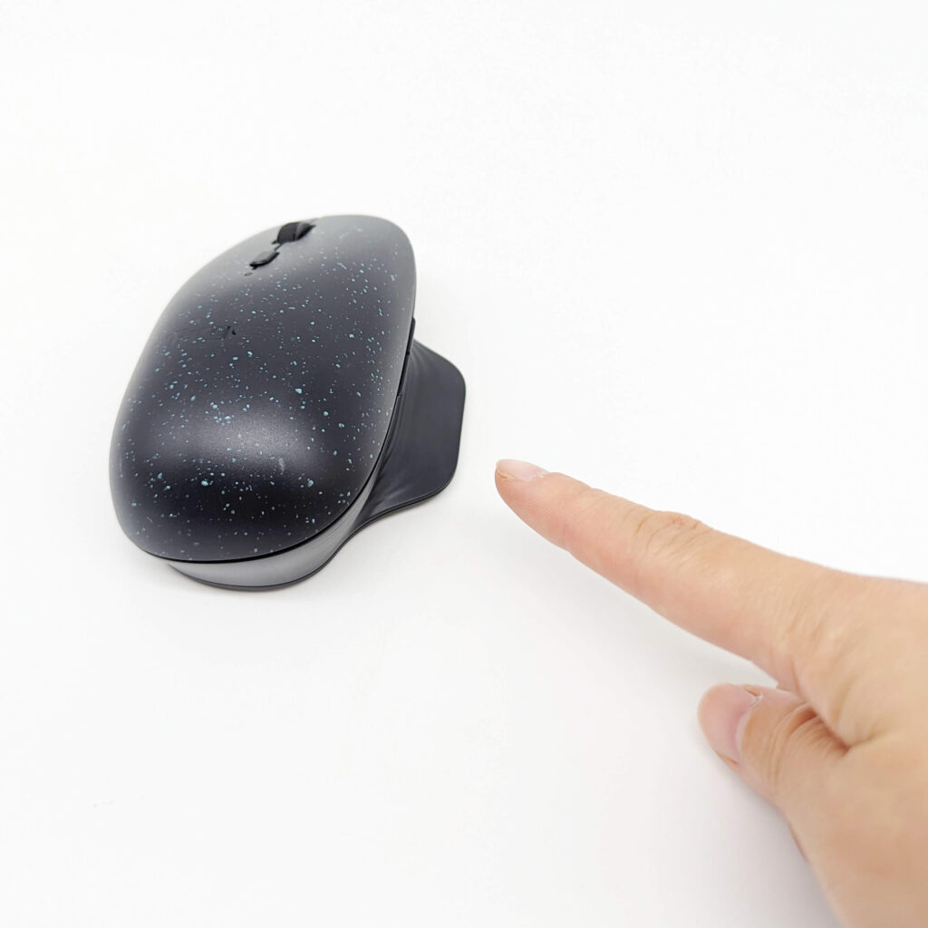 商務工具｜Targus EcoSmart Ergonomic Mouse 左右手翻轉滑鼠，左右手皆宜的環保無線滑鼠，創造出無限可能