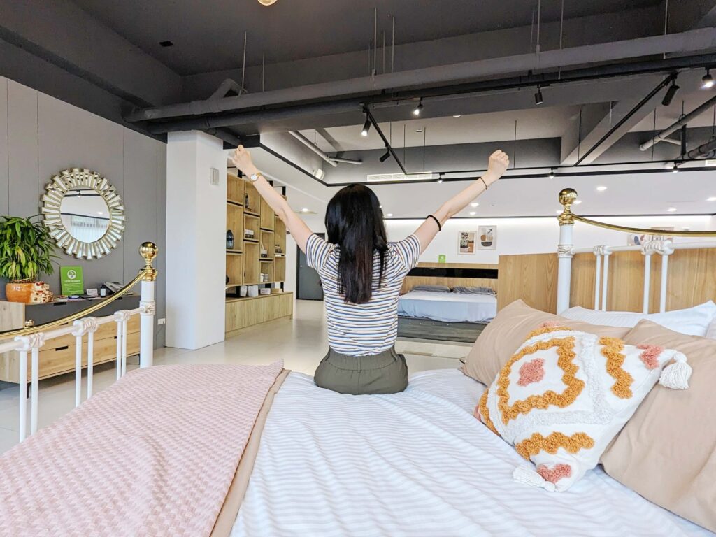 電動床墊開箱｜我們是幸福床店評價｜桃園旗艦床墊門市，幸福電動床，柔軟包覆、QQ回彈，找回屬於自己的支撐感，好眠體驗等著你