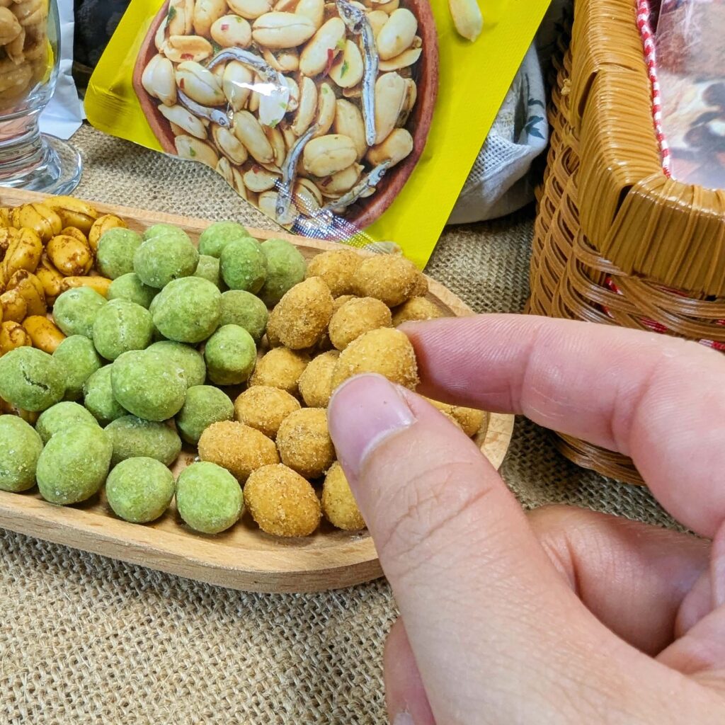 好事花生｜冠億食品．家鄉的滋味｜開香台灣老字號品牌，聚會、追劇、喝9必備的傳統零食，一口接一口的好滋味！（蛋酥、竹炭、五香、酥雞、蒜茸、芥末、麻辣、小魚花生）