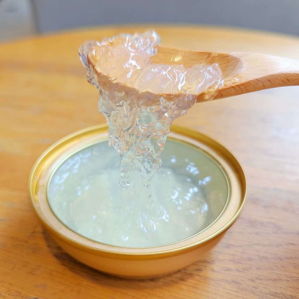 送禮推薦｜感性禮物選擇：余仁生濃稠晶絲燕窩，養生好吃即食燕窩分享 - 純淨燕窩的完美禮物