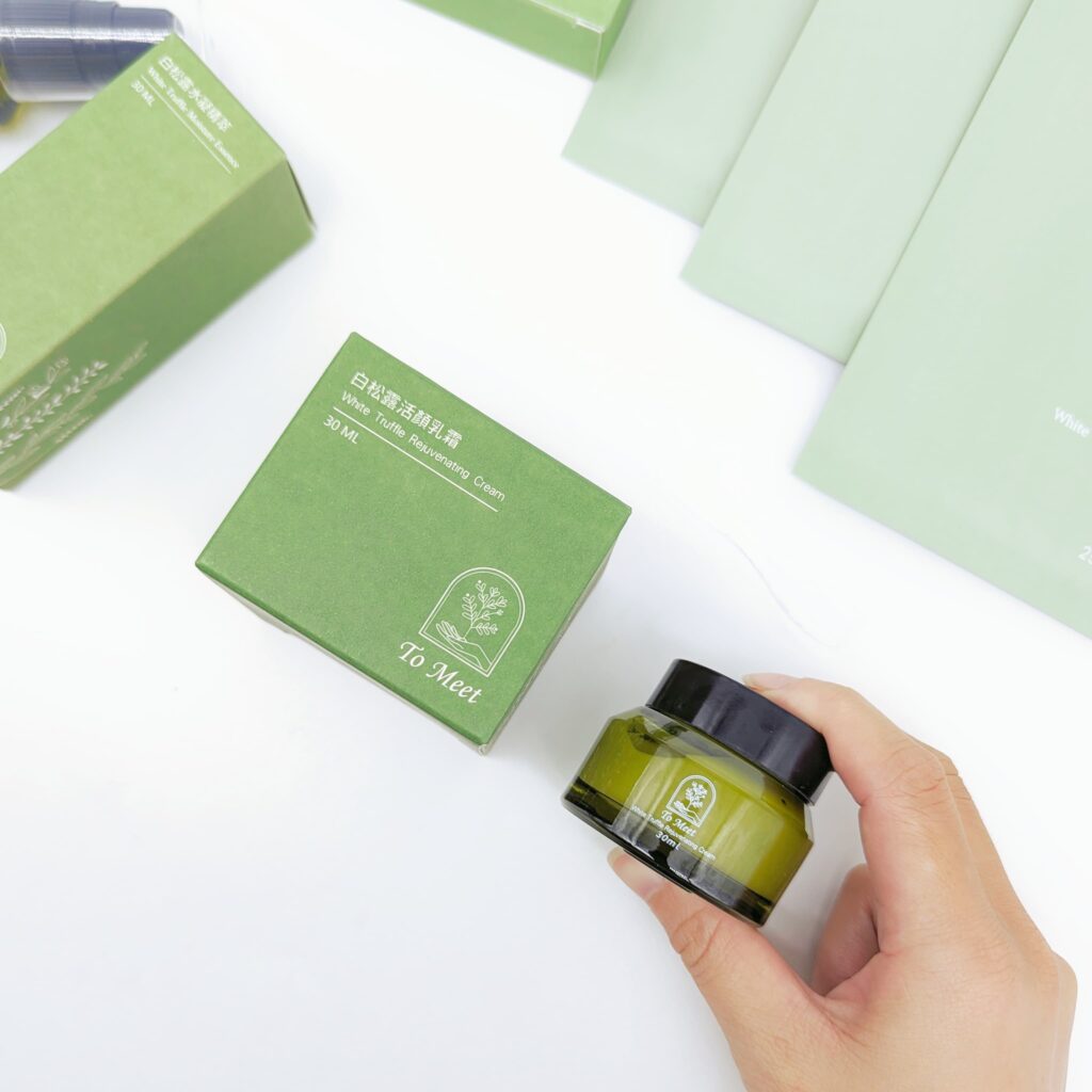 清爽不黏膩保養品開箱｜SEC.care｜高CＰ值的MIT植萃品牌：白松露精萃&面膜&乳霜 三件組，按下時光的暫停鍵-AG吃貨
