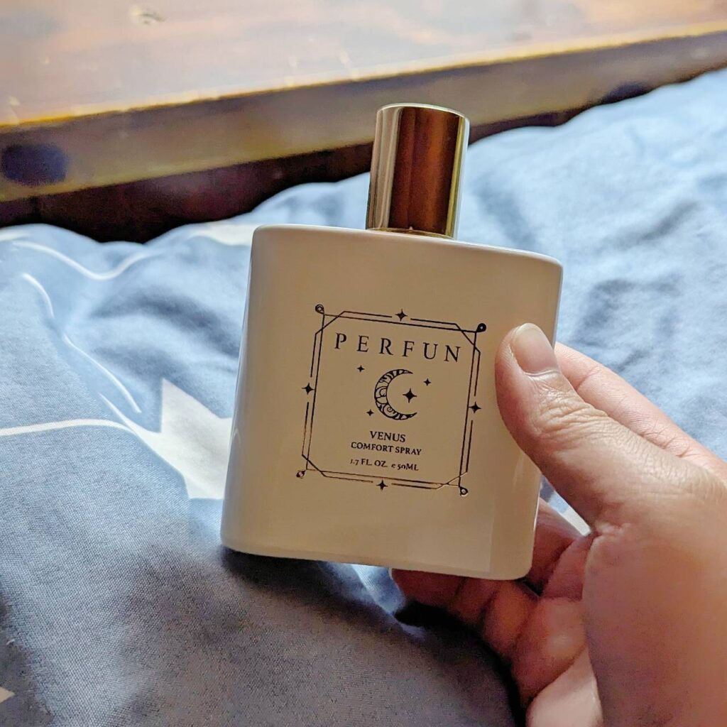 好眠香調｜PERFUN 維納斯星辰｜精油舒眠噴霧，花草帶來天然療癒的睡眠氛圍，寢具、織物噴霧，質感送禮推薦-AG吃貨