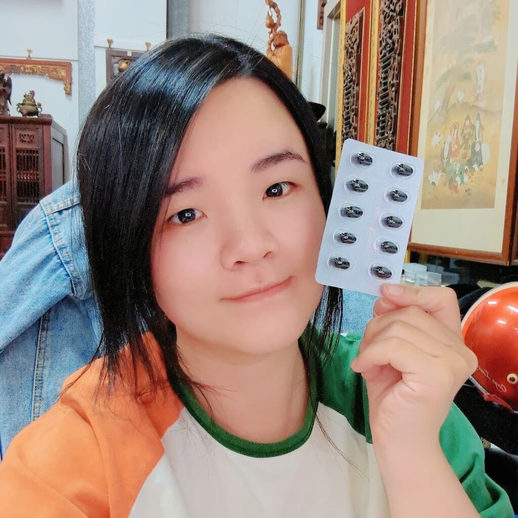 3C族推薦|加悅生醫|晶亮關鍵:加悅晶亮花青素(高單位花青素+葉黃素)水潤有神保健品開箱-AG吃貨