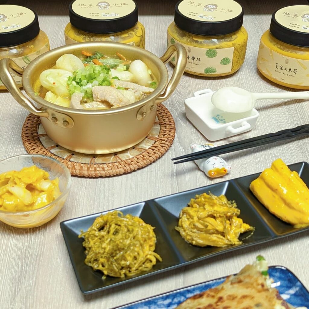 泡菜控必推|泡菜小姐|手工泡菜,黃金系列禮盒開箱:黃金泡菜、黃金海帶絲、黃金海帶唇、黃金玉米筍-AG吃貨