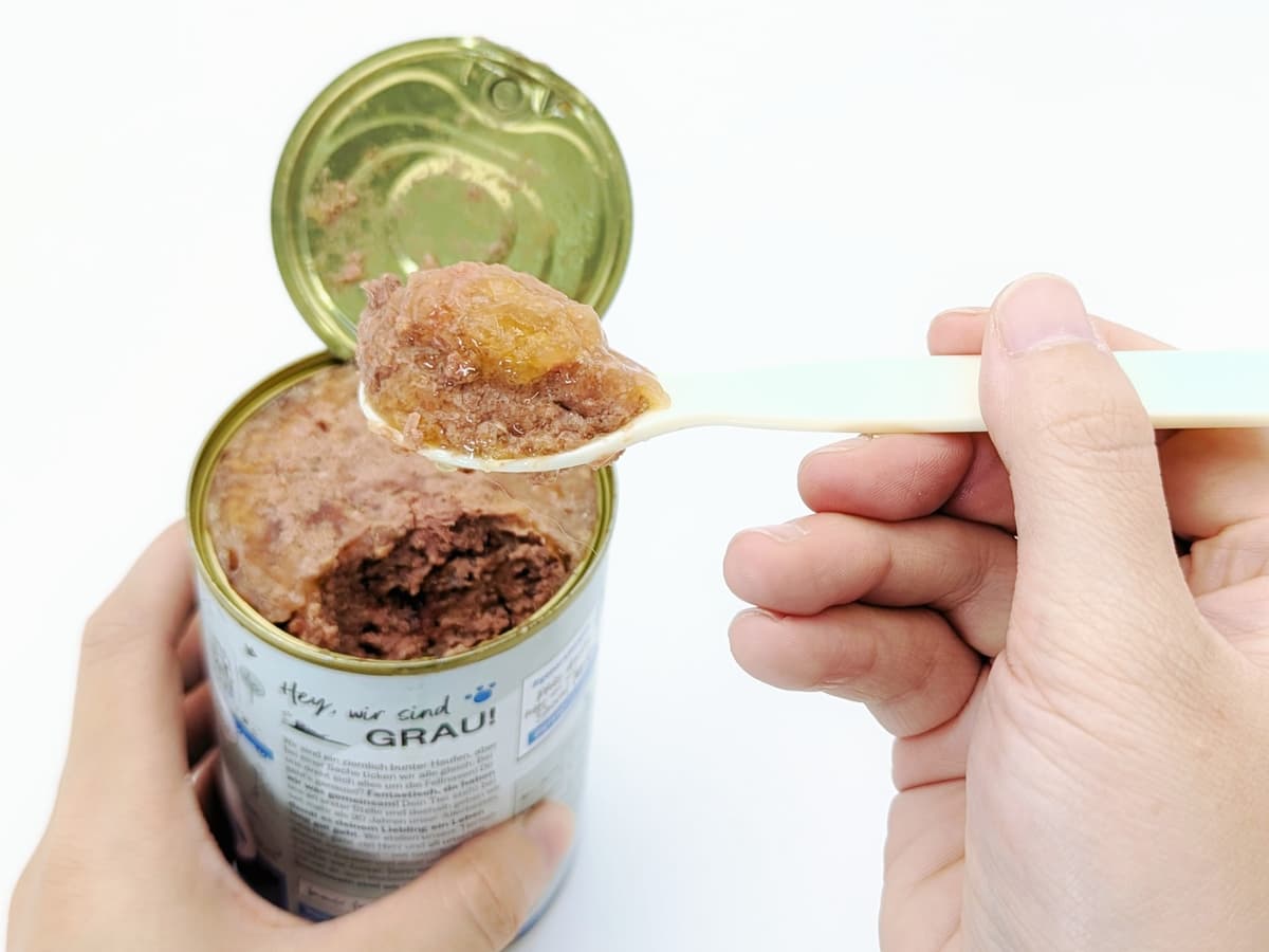 德國貓罐推薦|GRAU灰樂評價|臭臉花最愛的主食罐之一「鮮肉+鮮肉湯+滿滿營養」讓挑嘴貓也無法抵抗的美味-AG吃貨
