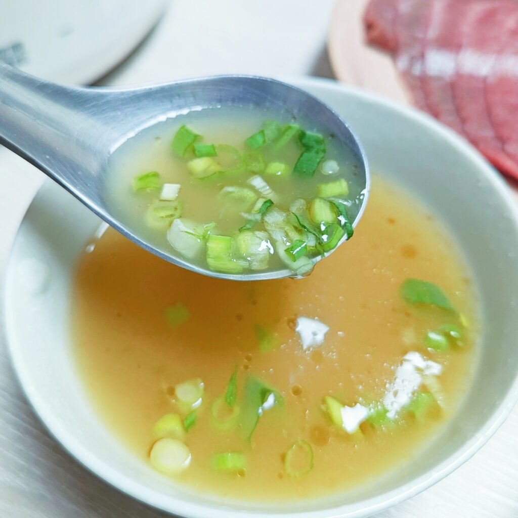 元氣大補｜外婆滴雞精｜忙碌上班族的日常補氣良方：依循古法製作，土雞滴雞精，全雞就取精華一碗，濃醇香-AG吃貨