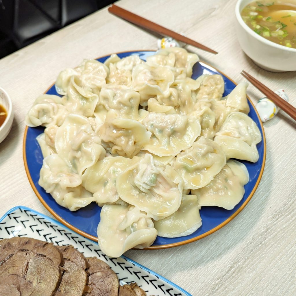 團購好評水餃分享｜健村水餃、牛肉湯、宮廷老滷味開箱！米其林宅配美食的極致享受－AG吃貨