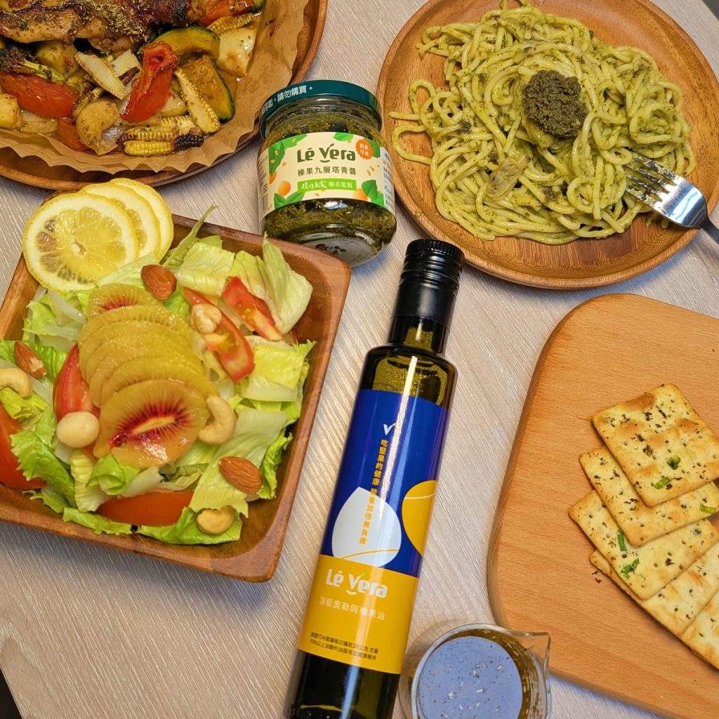 Lé Vera 樂榛評價｜健康料理升級！居家料理親測「頂級美國進口奧勒岡榛果油＋榛果九層塔青醬」輕鬆做好菜-AG吃貨