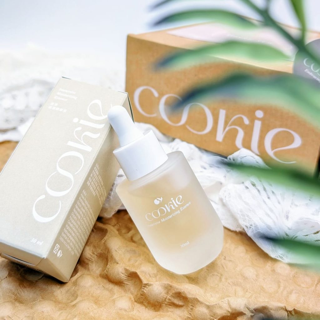 30+混合敏感肌實測｜cookie澄淨保濕精華液評價：MIT植萃保養新寵，夏日水光肌就靠它！AG吃貨-日常保養品開箱
