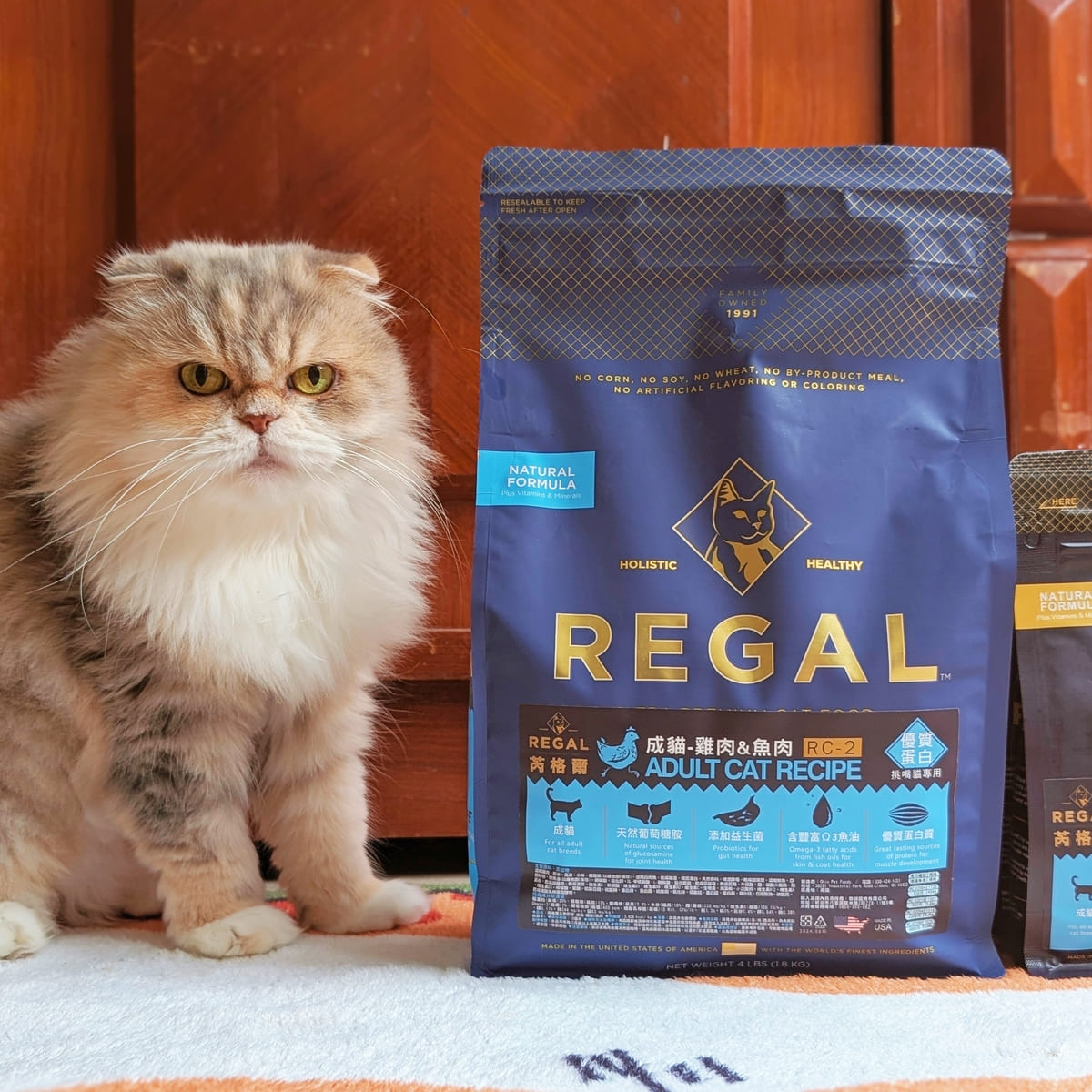 機能性貓飼料開箱｜芮格爾 REGAL 天然寵糧 RC2 成貓雞肉&魚肉實測分享｜主打天然、無穀，挑嘴貓無法抗拒的主食貓糧-AG吃貨