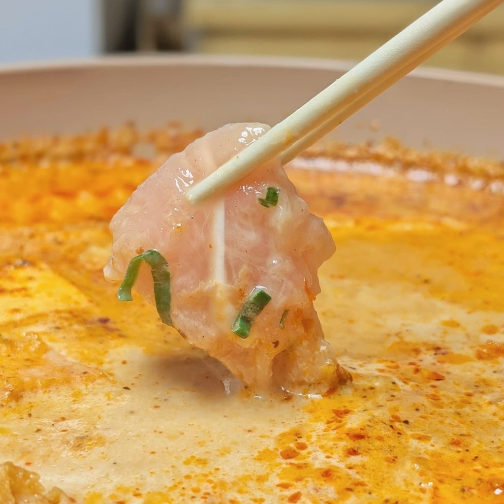 大成益活雞開箱｜不含抗生素雞肉哪裡買？大成高品質雞肉推薦給你。快速上菜懶人料理與居家料理必備食材分享-AG吃貨