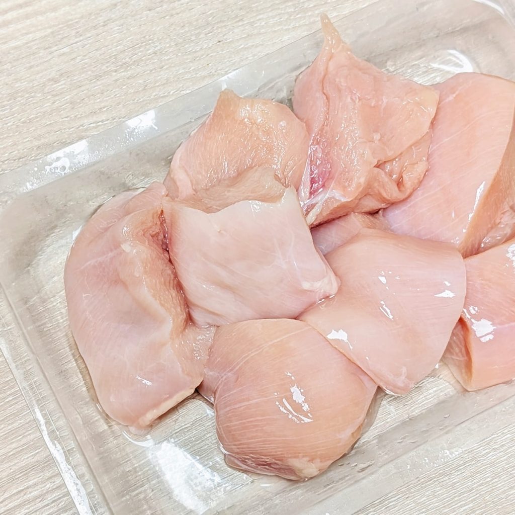 大成益活雞開箱｜不含抗生素雞肉哪裡買？大成高品質雞肉推薦給你。快速上菜懶人料理與居家料理必備食材分享-AG吃貨