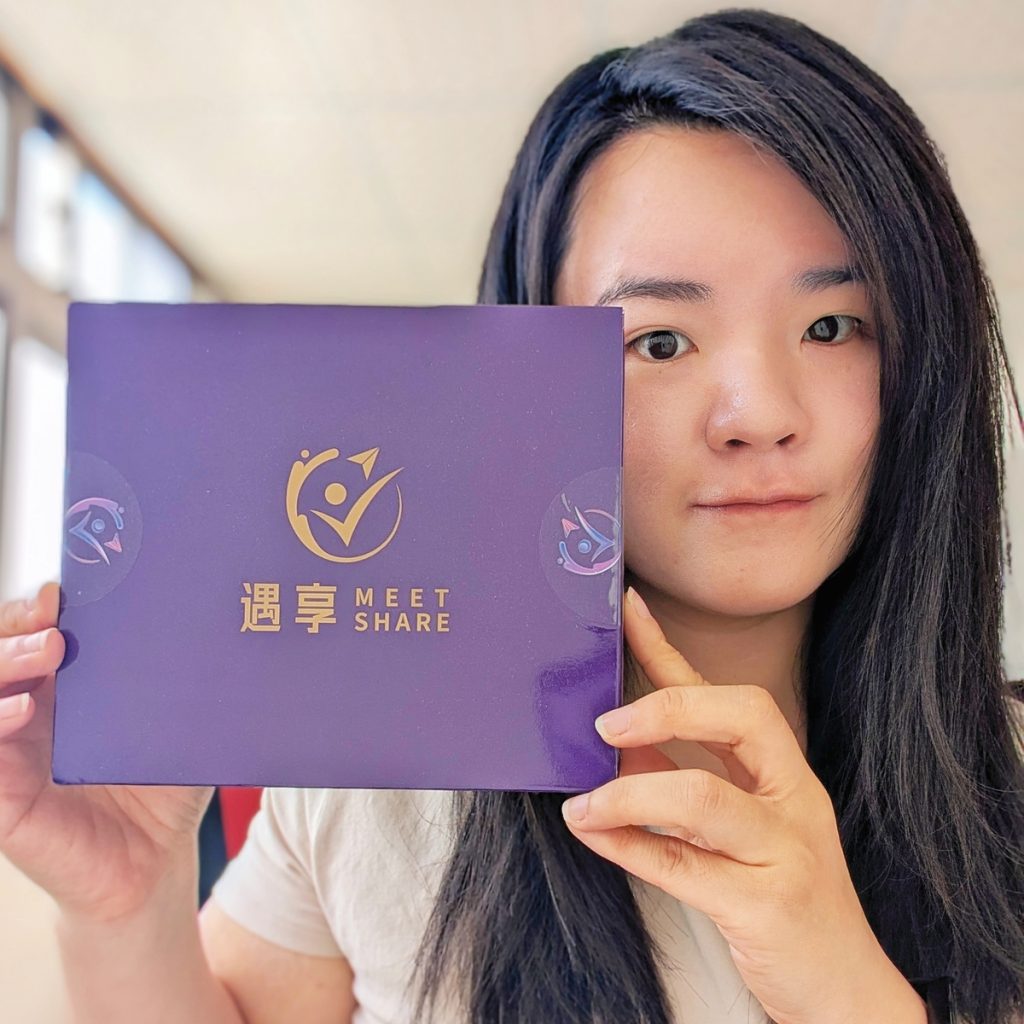 MeetShare遇享評價｜頭皮紓壓就靠它，用了就回不去的專利遠紅外線24K黃金針梳！按摩梳使用分享 + 分潤平台使用心得-AG吃貨