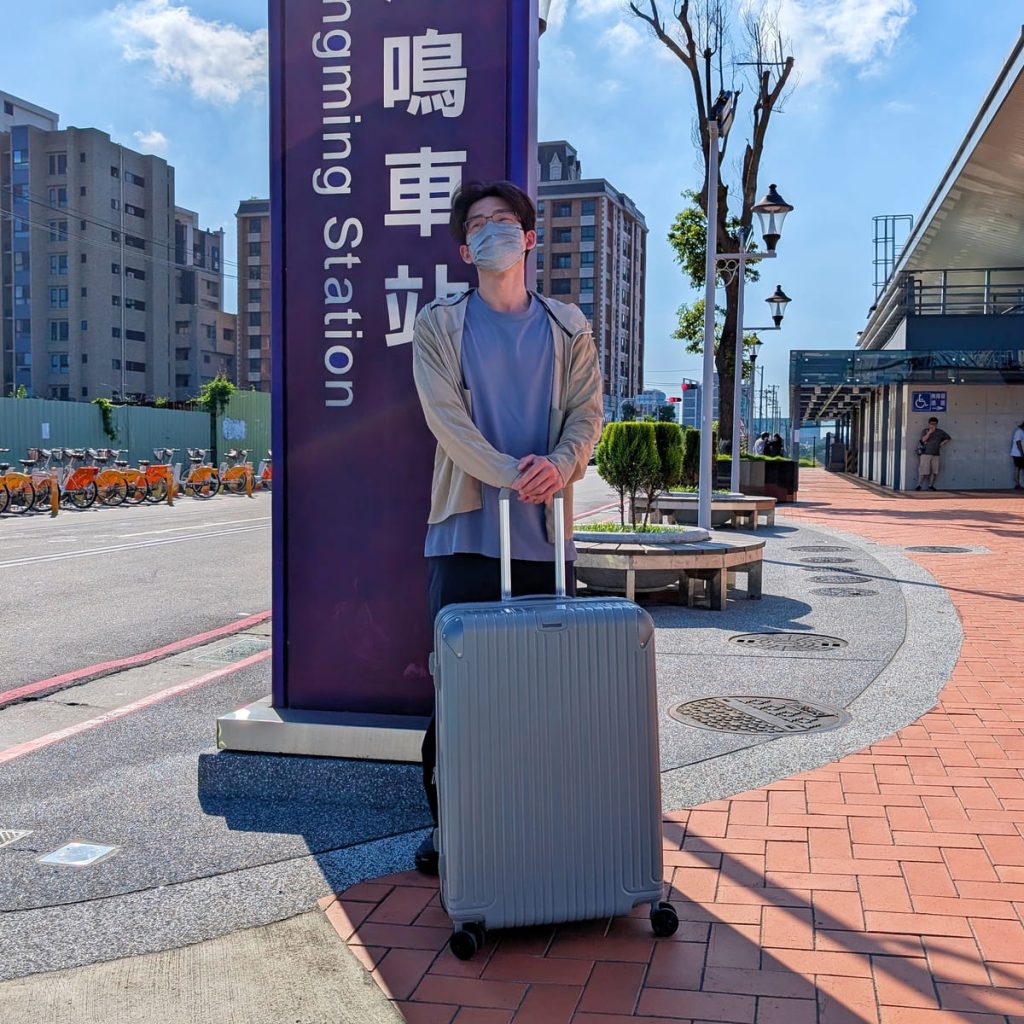 ALLEZ奧莉薇閣評價｜箱見恨晚Ⅲ鏡面款（大象灰）開箱分享！29吋可擴充超能裝，出國、國旅都能輕鬆面對ALLEZ奧莉薇閣評價｜箱見恨晚Ⅲ鏡面款（大象灰）開箱分享！29吋可擴充超能裝，出國、國旅都能輕鬆面對